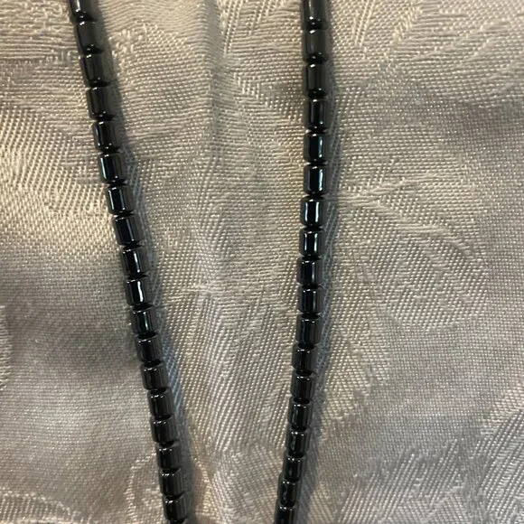 Black Ankh cross necklace with hematite beads. 40g 18" without pendant - Picture 6 of 7